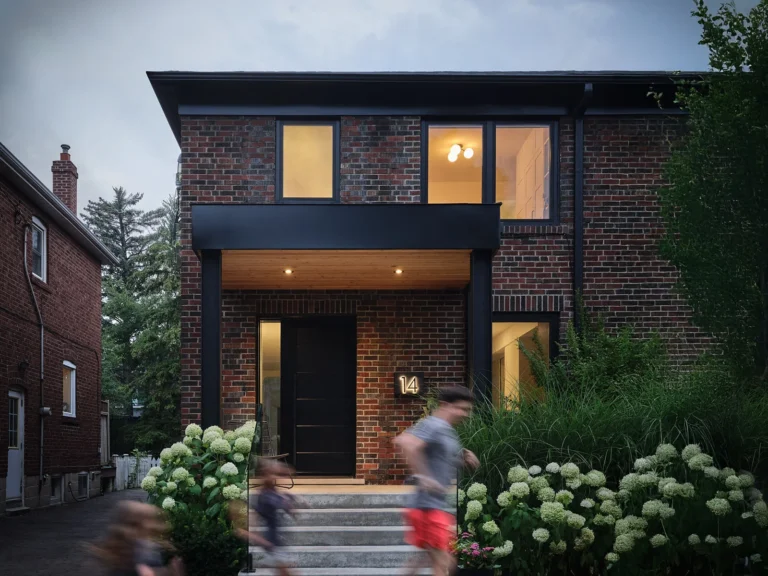 exterior photo of leaside semi
